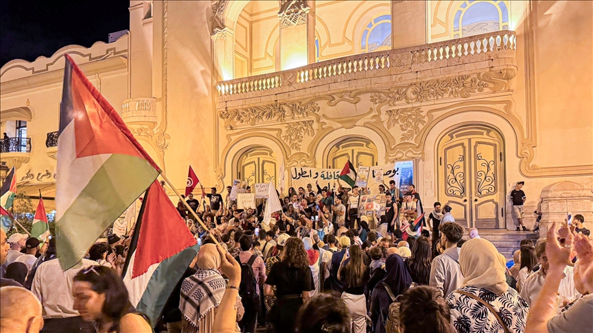 بعد اعتقال الاحتلال المشاركين في أسطول الصمود..   ردود أفعال عاصفة نصرة للمعتقلين والقضية